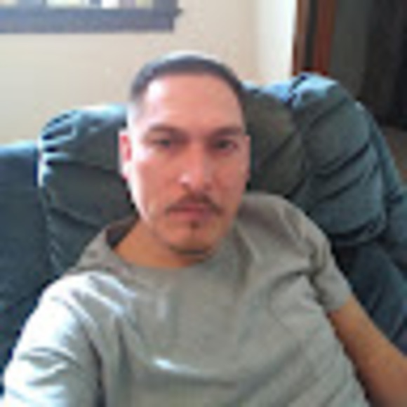 Meet your Posher, Tomás - Picture 1 of 1